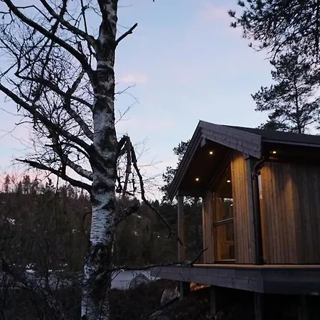Feriehus Unique Waterfront With Stunning Views Haegebostad