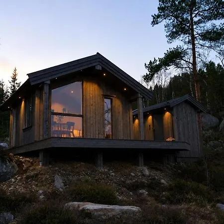 Casa vacanze Unique Waterfront With Stunning Views