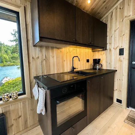Unique Waterfront With Stunning Views *